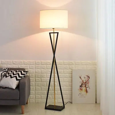 Nordic Modern Floor Lamp Creative Iron Floor light For Living Room Bedroom Study Decor Light Home Night Table Lamp Standing Lamp