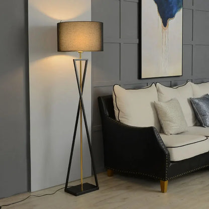 Nordic Modern Floor Lamp Creative Iron Floor light For Living Room Bedroom Study Decor Light Home Night Table Lamp Standing Lamp